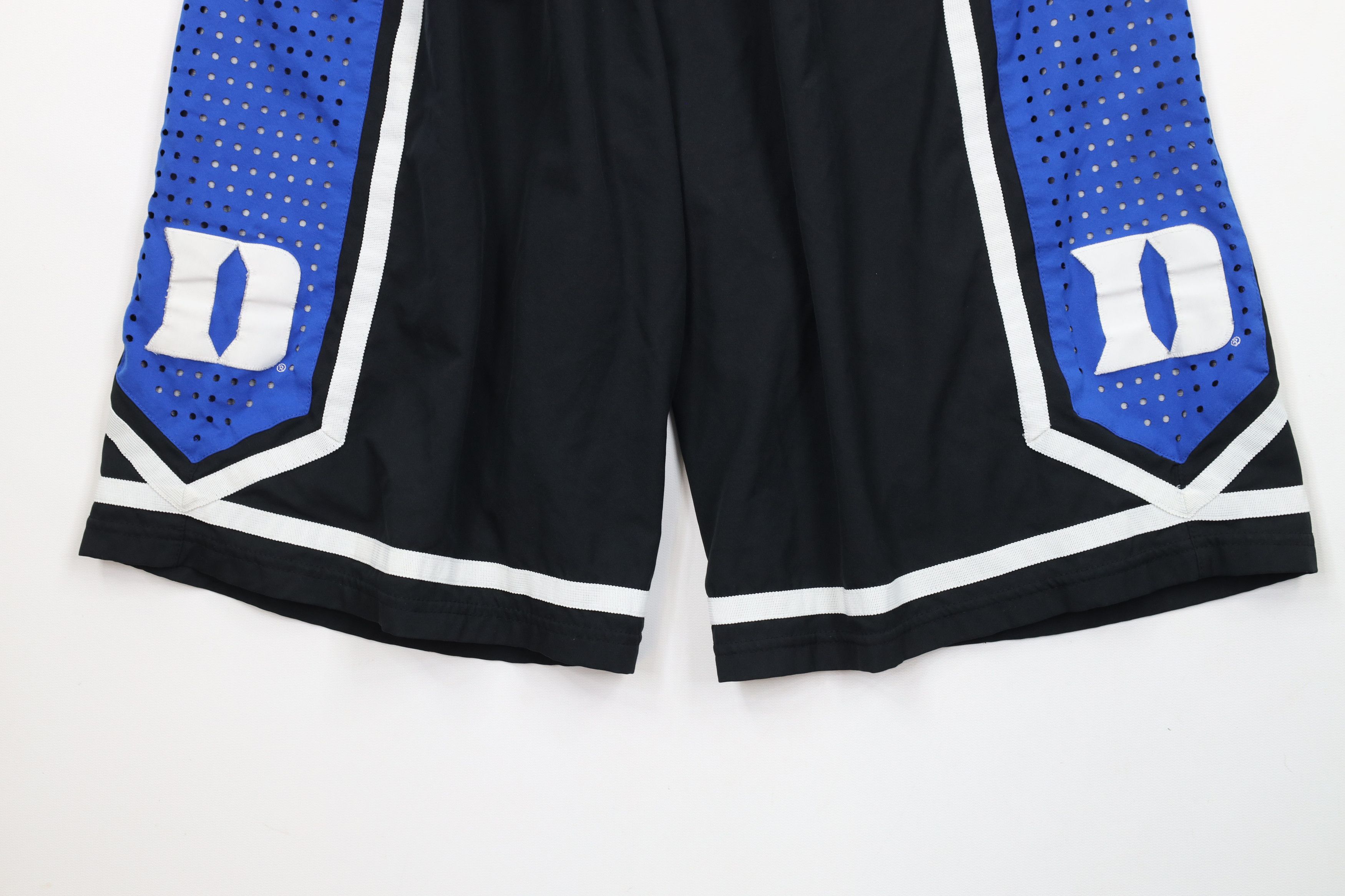Nike × Vintage Vintage Nike Authentic University Devils Basketball Shorts Size US 32 / EU 48 - 4 Thumbnail