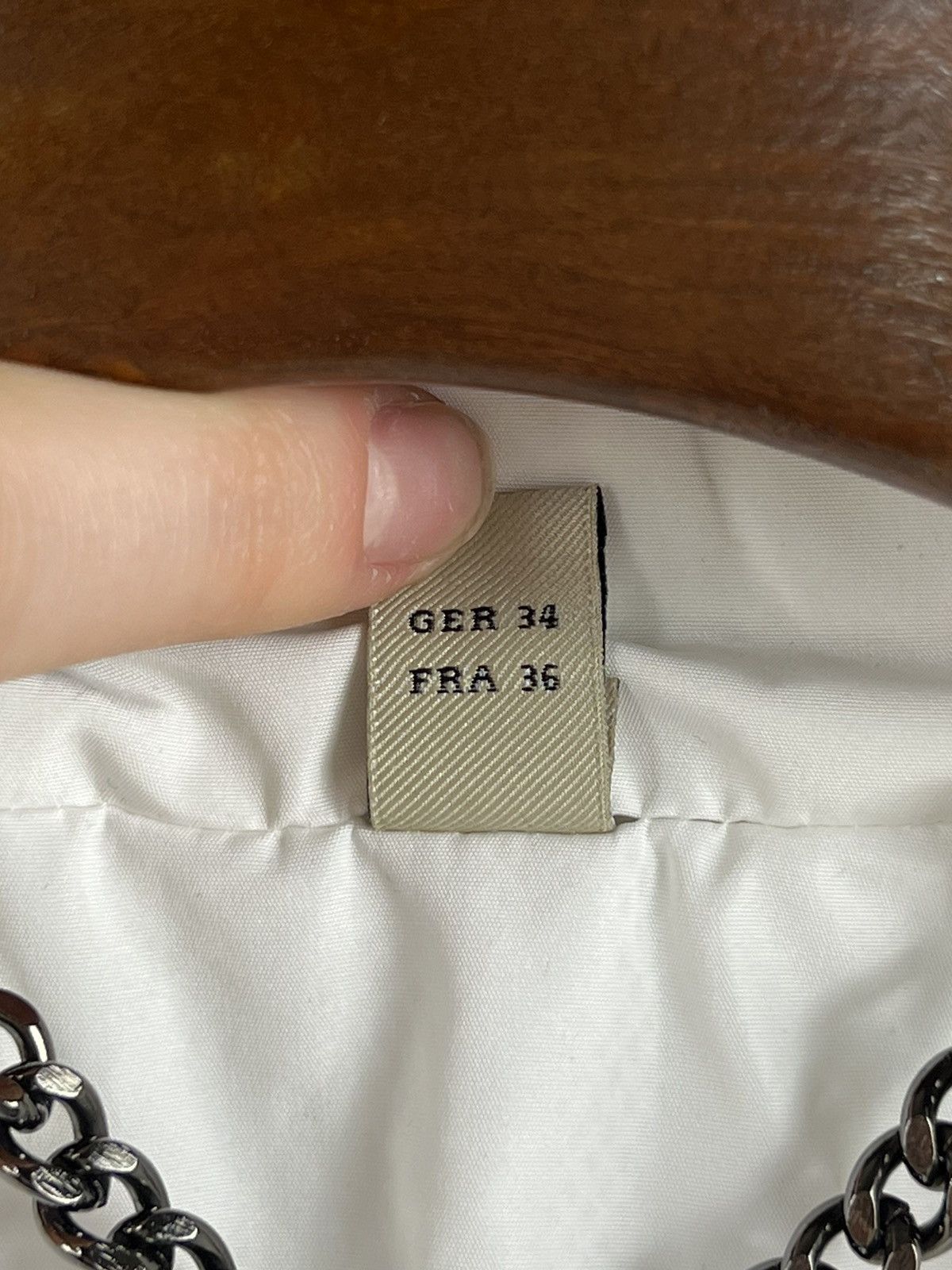 Burberry × Designer Burberry London women’s short Trench Coat double breasted Size XS / US 0-2 / IT 36-38 - 19 Thumbnail