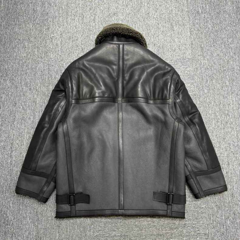 Louis Vuitton Louis Vuitton Double-side wearing jacket fur integrated ja Size US S / EU 44-46 / 1 - 4 Thumbnail