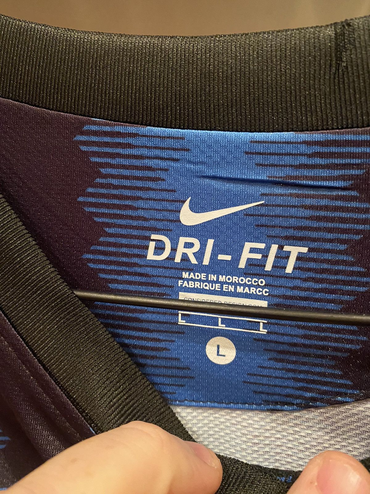 Nike Jersey Nike INTER Triplete Milito size L Size US L / EU 52-54 / 3 - 4 Thumbnail