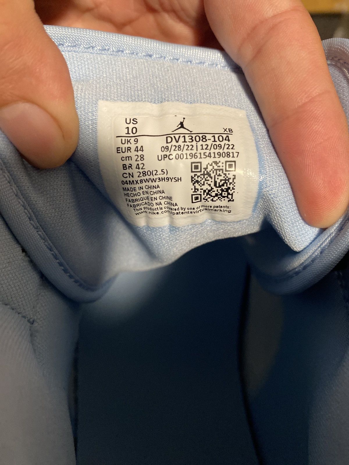 Jordan Brand Air Jordan 1 mid SE white ice blue Size US 10 / EU 43 - 8 Thumbnail