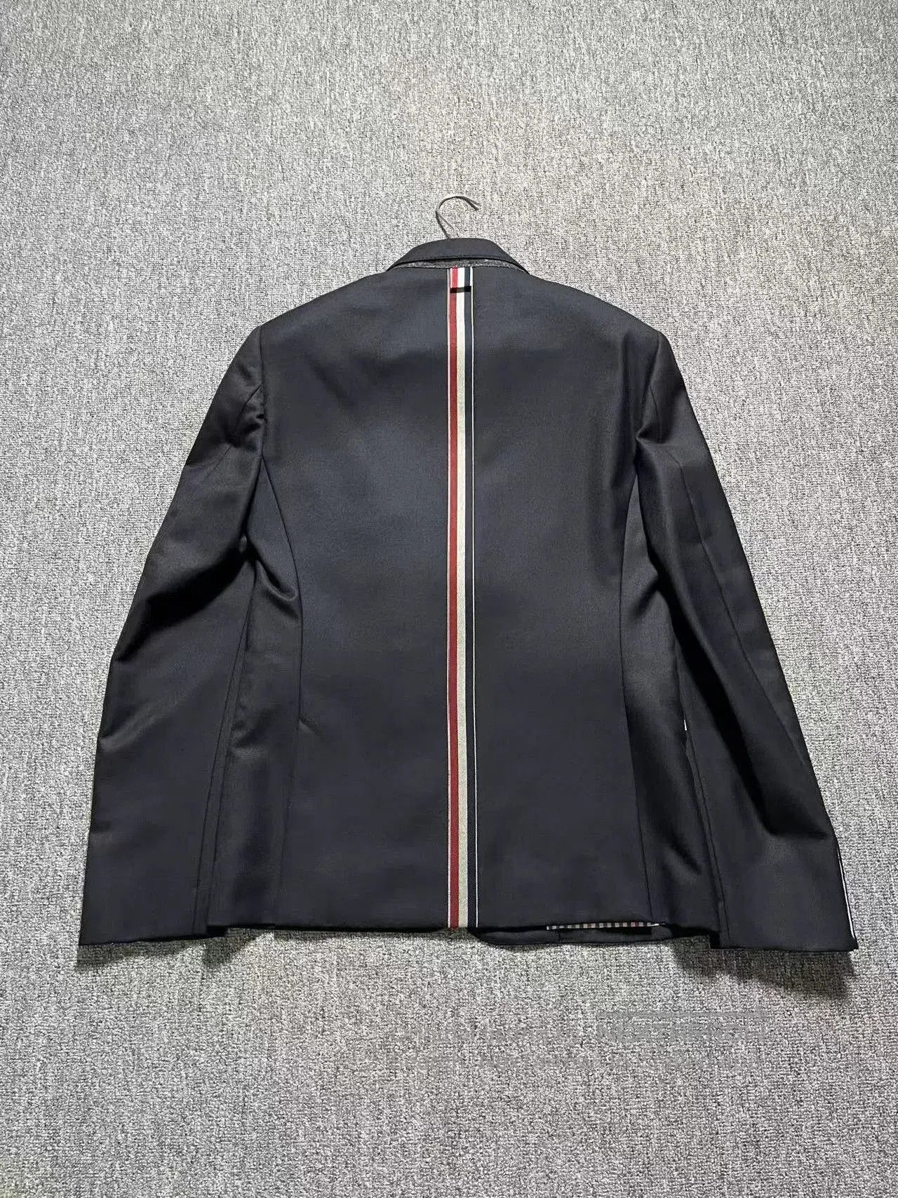 Thom Browne Thom Browne Navy Wool Suit for Men. Size US XL / EU 56 / 4 - 2 Thumbnail