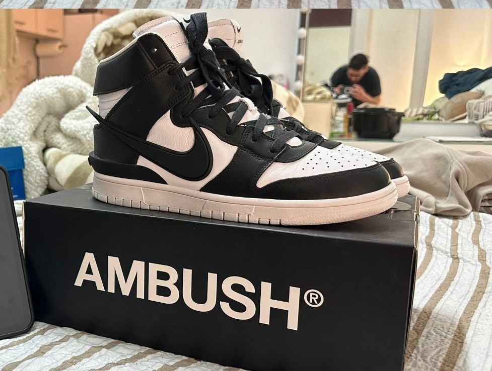 Ambush Design × Nike Dunk High x AMBUSH Black Size US 9.5 / EU 42-43 - 1 Thumbnail