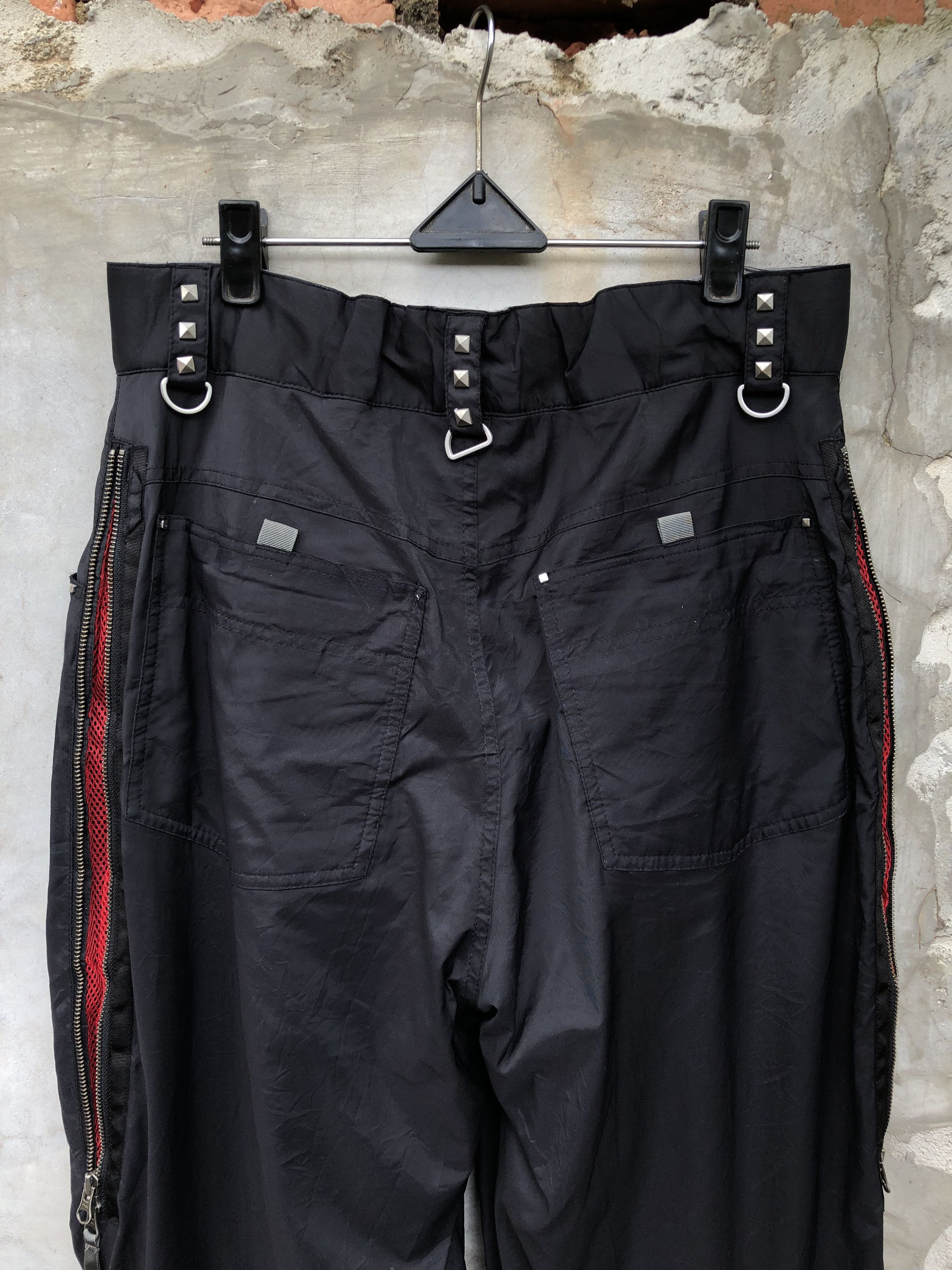 Analog Burton Analog multi zip studed ski/snow pants Size US 34 / EU 50 - 7 Thumbnail