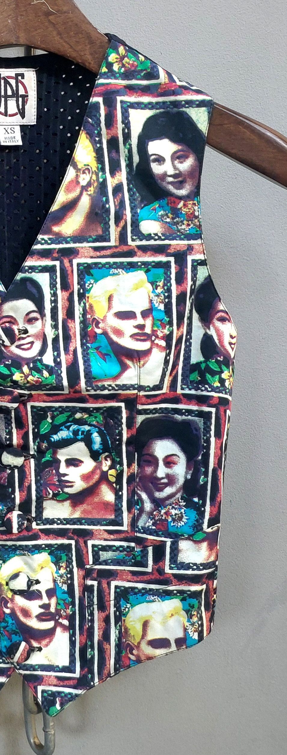 Jean Paul Gaultier Jean Paul Gaultier 1996 Multi Face Vest Size US XS / EU 42 / 0 - 4 Thumbnail