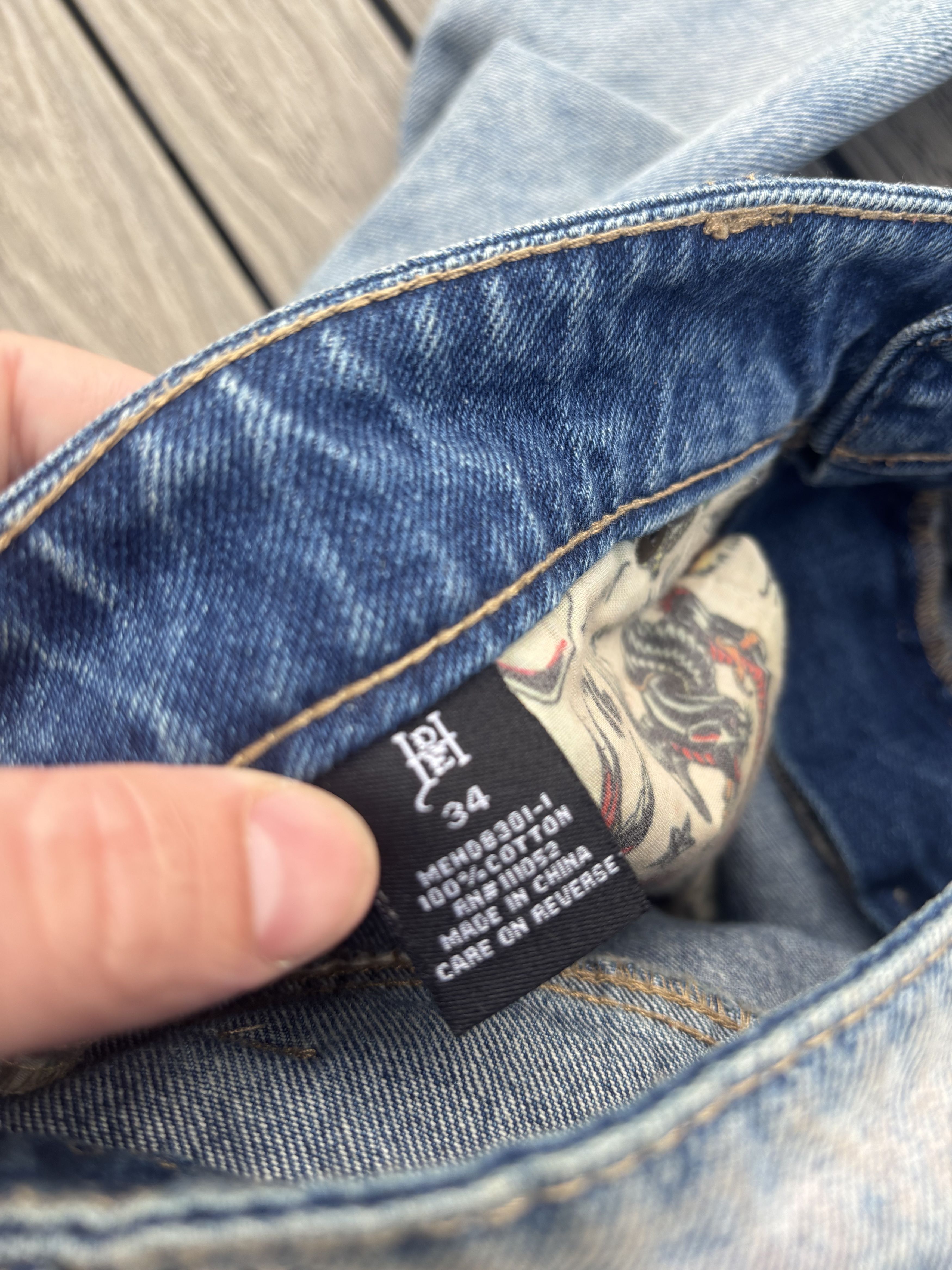 Ed Hardy Ed Hardy Printed Distressed Light Wash Logo Denim 34 Size US 34 / EU 50 - 4 Thumbnail