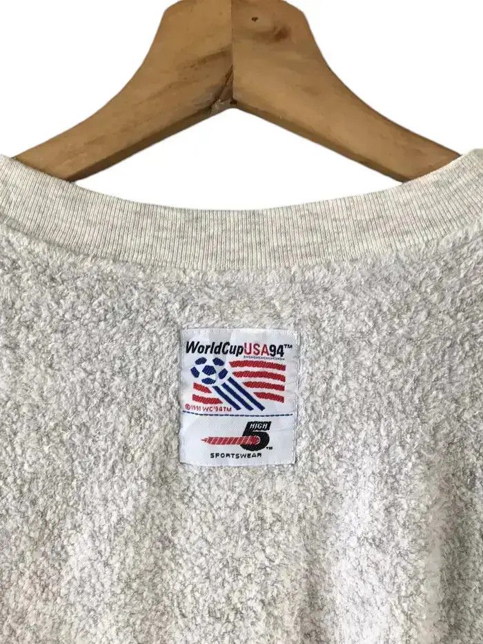 Vintage Vintage 90's Fifa World Cup USA Fleece Sweatshirts Size US M / EU 48-50 / 2 - 4 Thumbnail