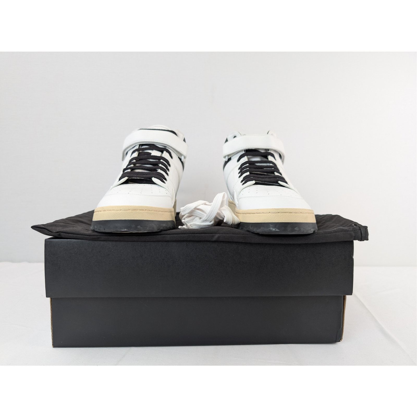 Saint Laurent Paris o1rshd1 Lax Mid top sneakers in Blanc optique/nero Size US 10 / EU 43 - 18 Thumbnail