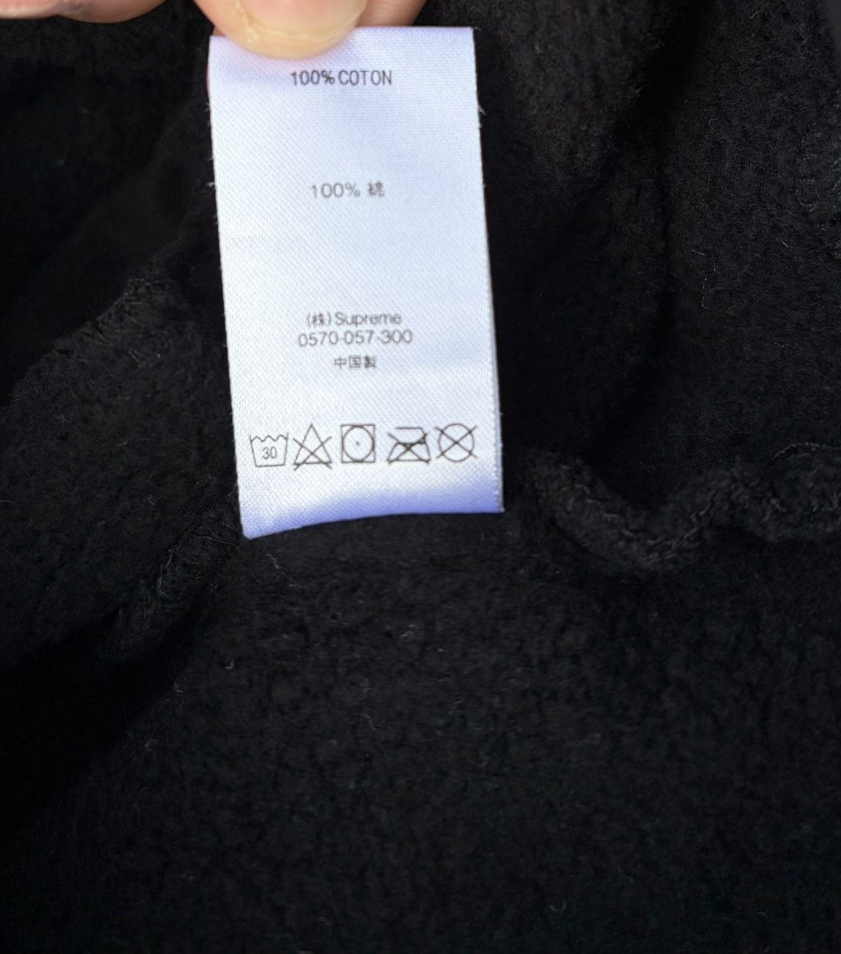 Supreme black supreme hoodie Size US M / EU 48-50 / 2 - 6 Thumbnail