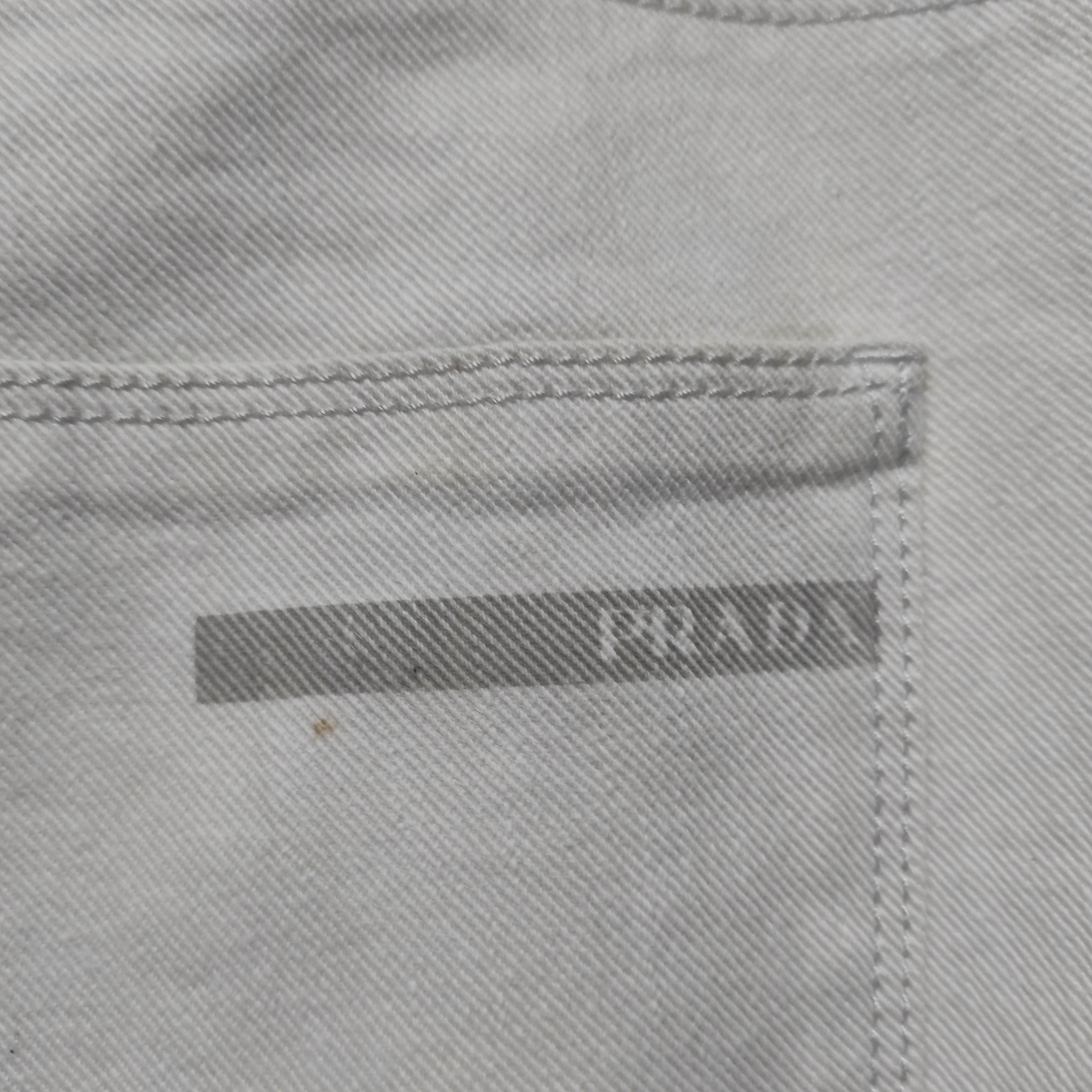 Prada Prada Logo White Denim Tapered Fit Jeans size 30 Size US 30 / EU 46 - 14 Thumbnail