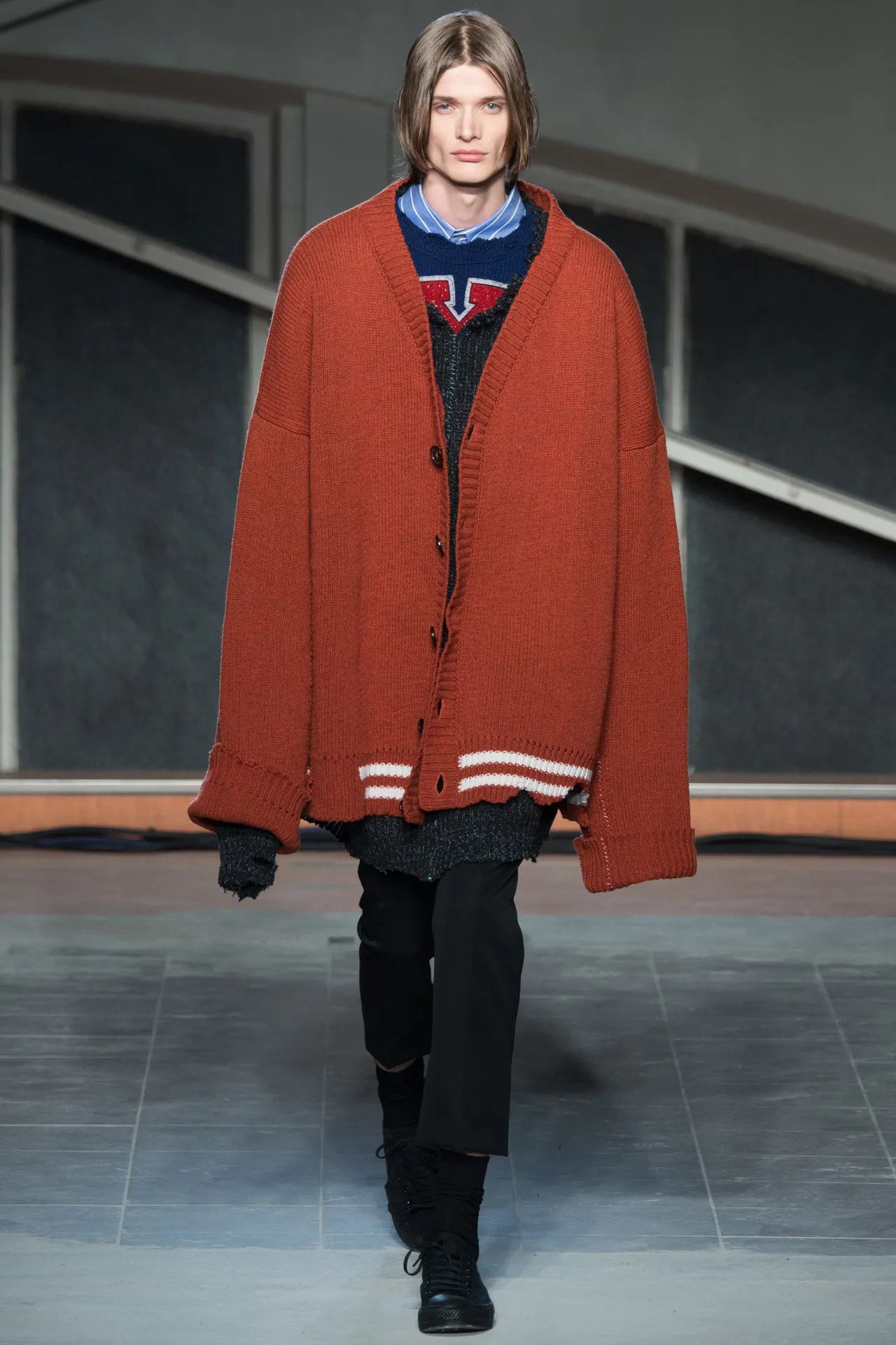 FW16 SLIGHTLY FLARED TROUSERS (48)