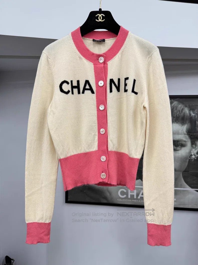 Chanel Chanel Beach Series Pink Beige Cashmere Knitted Cardigan c Size XS / US 0-2 / IT 36-38 - 1 Thumbnail