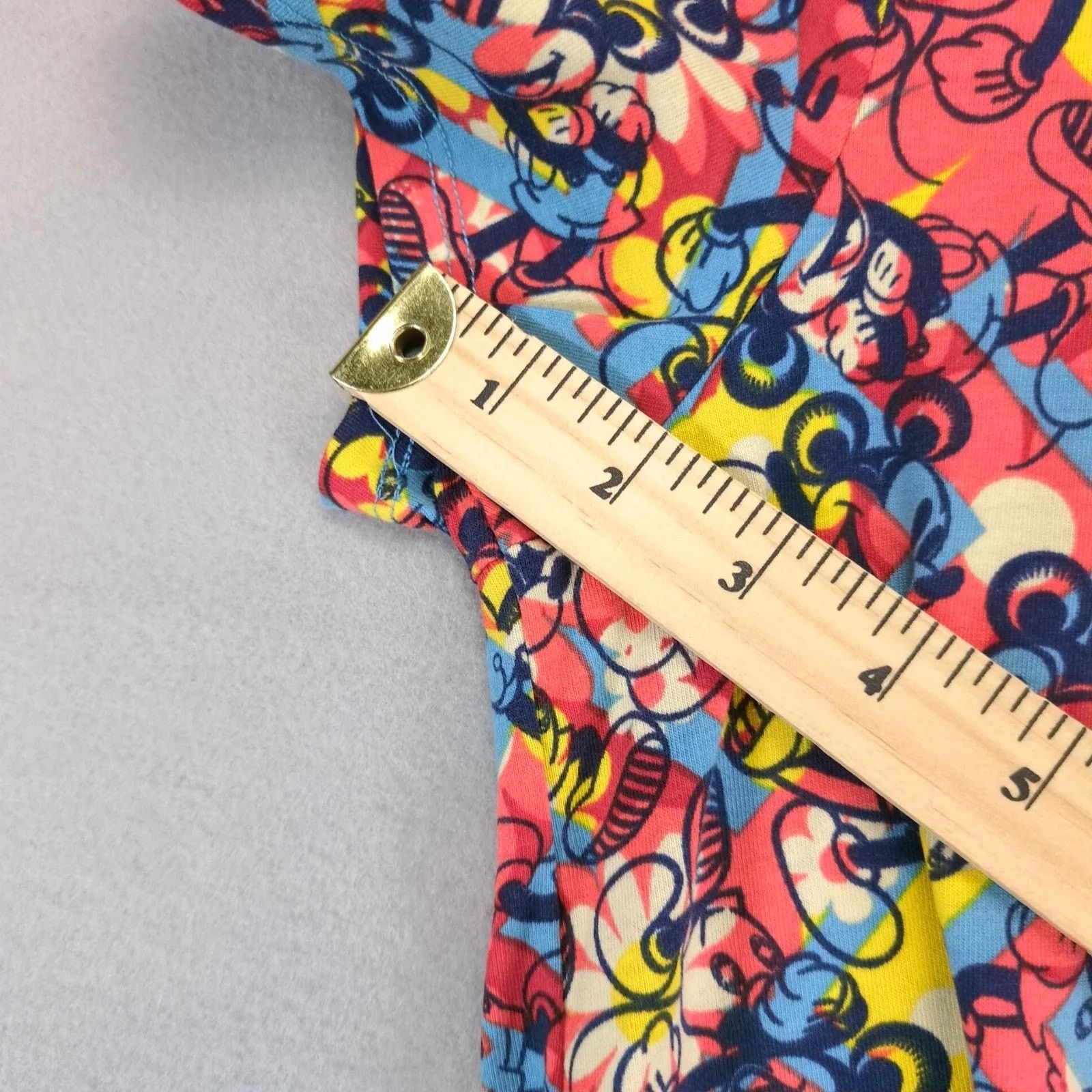 Disney Lularoe Disney Mickey Mouse Print High-Low Shirt Women's S Size S / US 4 / IT 40 - 8 Thumbnail