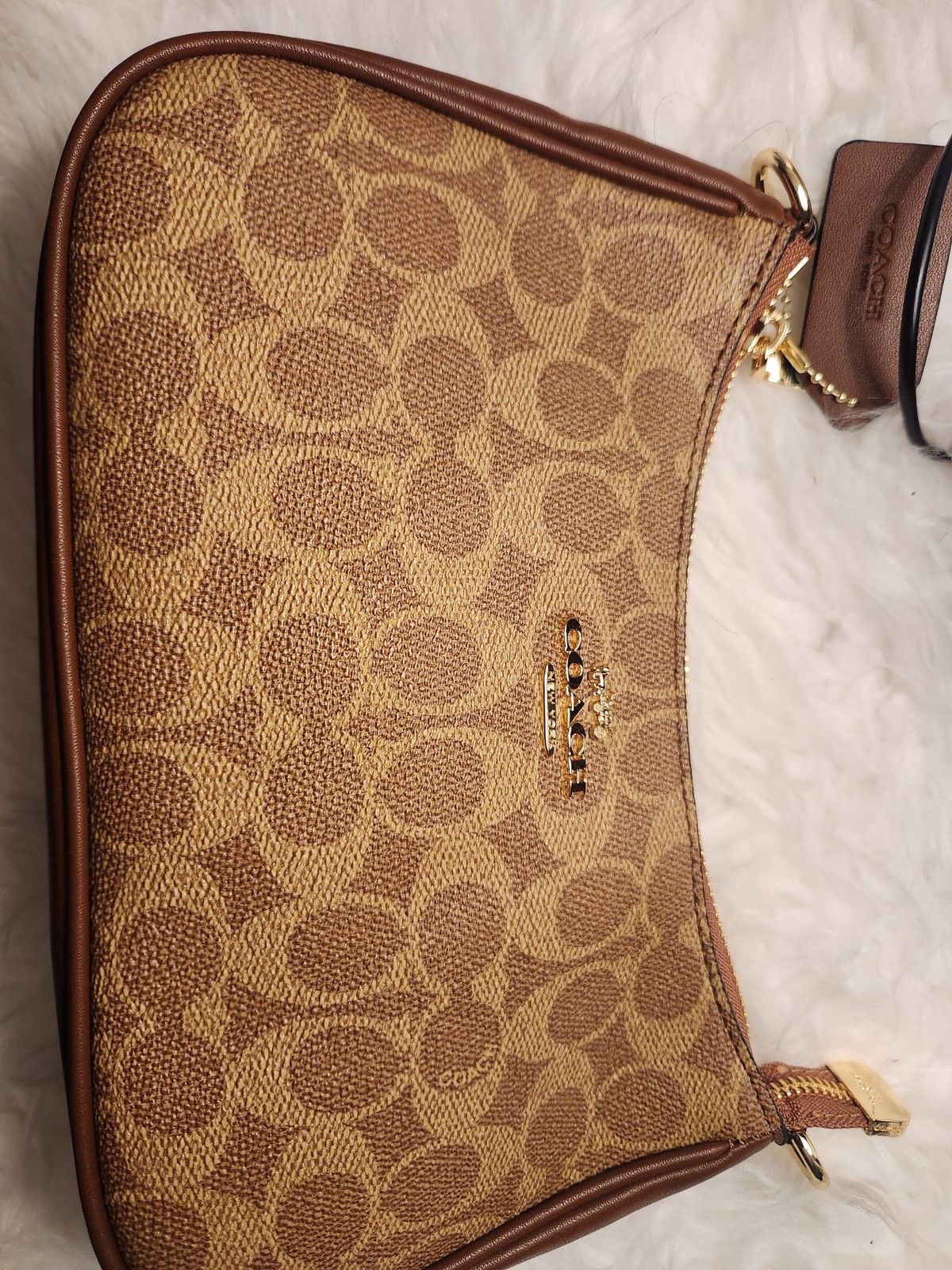 Coach Coach Brown Signature Canvas Shoulder Bag Size ONE SIZE - 1 Thumbnail