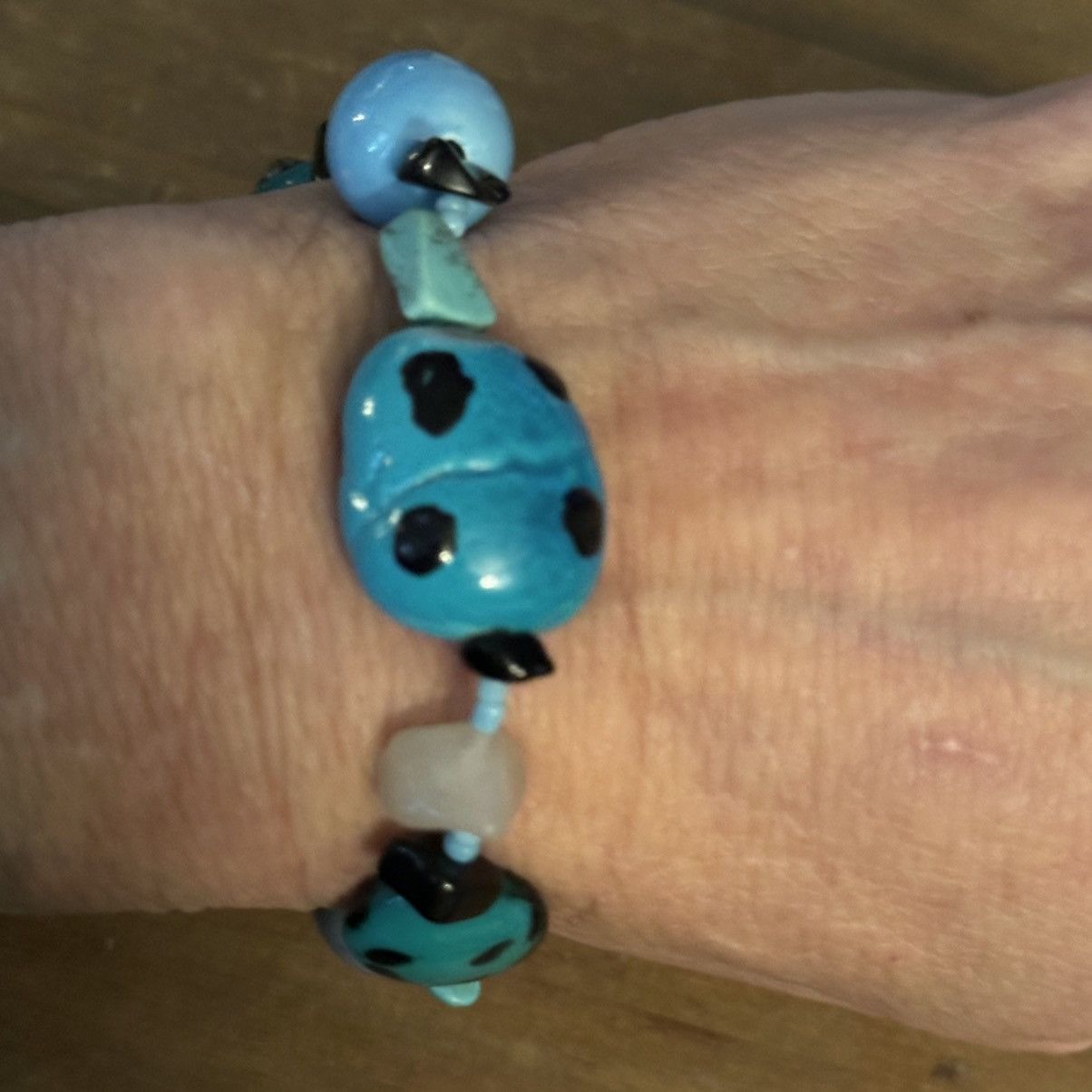 Other Chunky turquoise colored rock stretch bracelet Size ONE SIZE - 2 Thumbnail