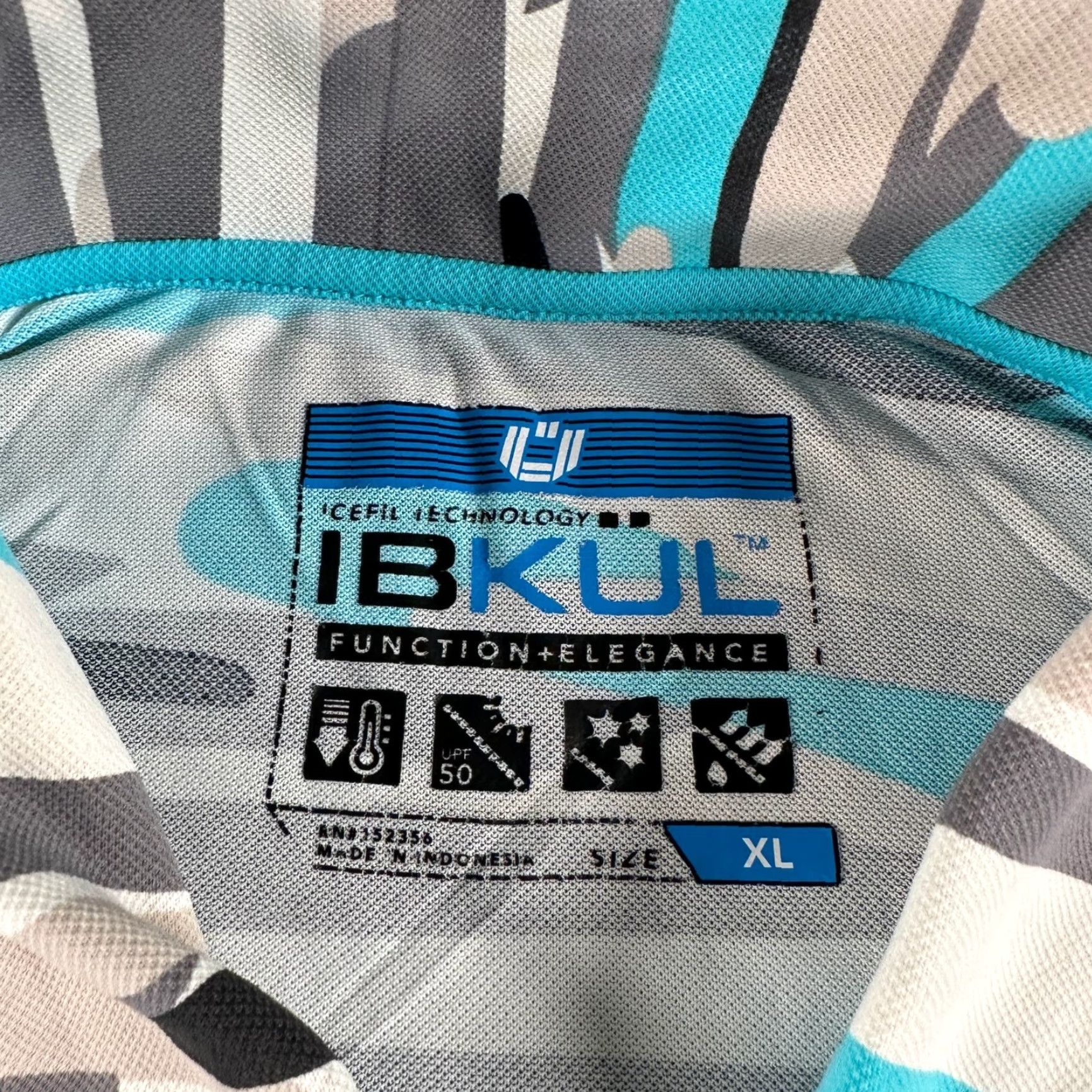 Vintage IBKUL Polo Mens XL Turquoise Gray Camo Performance Golf Shirt UPF 50 Stretch Size US XL / EU 56 / 4 - 4 Thumbnail