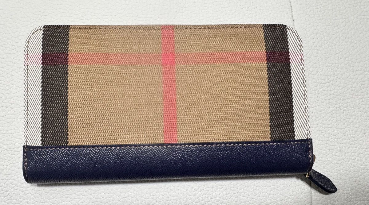 Burberry Burberry Large Check Zip Around Leather Wallet Dark Blue Size ONE SIZE - 2 Thumbnail