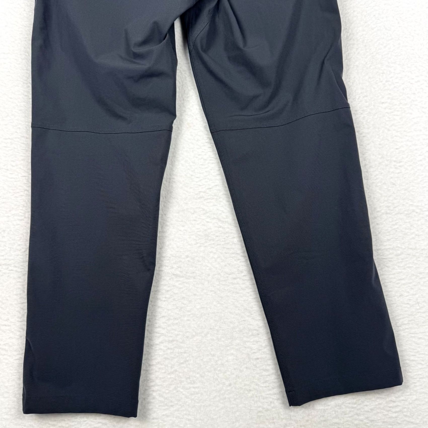 Lululemon Lululemon Mens Joggers Classic Gray Warpstreme Stretch 32 Inseam 28 Flat Front 5-Pocket Pants Casual Athletic Lounge Straight Size US 32 / EU 48 - 5 Thumbnail
