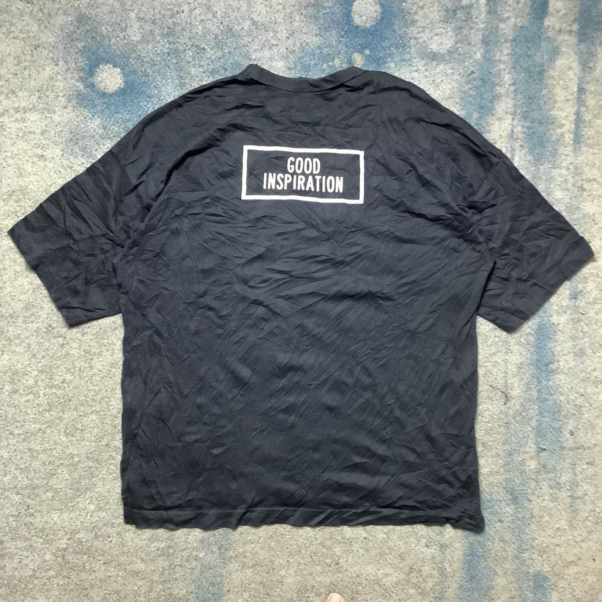 GU × Maison MIHARA YASUHIRO MIHARAYASUHIRO X GU “COMMUNICATION” OVERSIZE T SHIRT Size US L / EU 52-54 / 3 - 10 Thumbnail