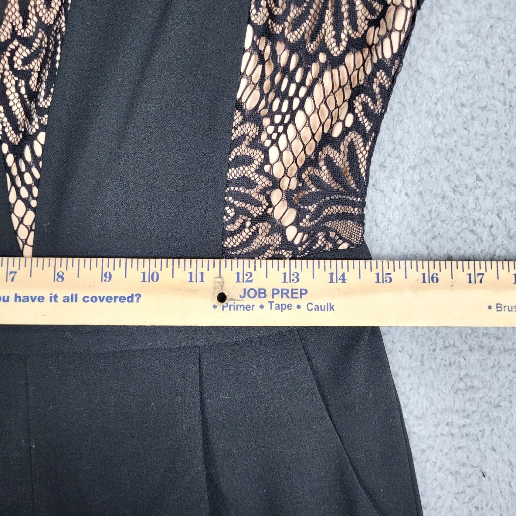 Bcbgmaxazria BCBGMAXAZRIA Jumpsuit One-Piece Black Women's Size 6 NEW V-Neck Short Sleeve Floral Romper Size 28" / US 6 / IT 42 - 6 Thumbnail