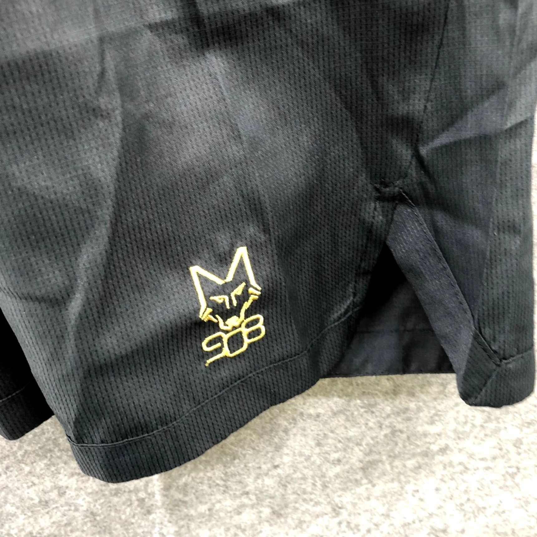 Vintage U.S. Lecce Active Shorts Mens Medium M Black Italy Soccer Football Black Size US 31 - 4 Thumbnail