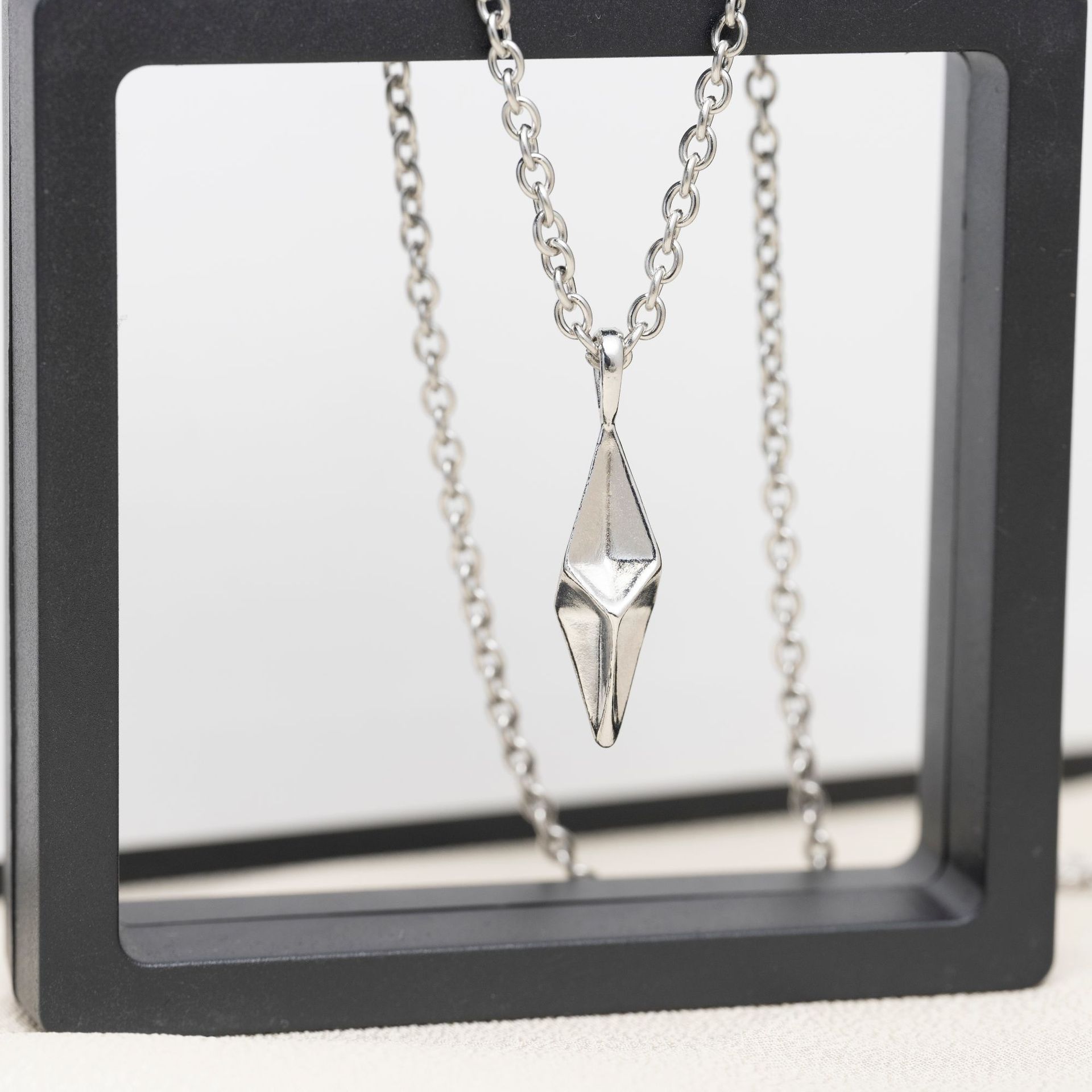 Other New Trend STEAL! Y2K Chains Necklace Chain Size ONE SIZE - 1 Thumbnail