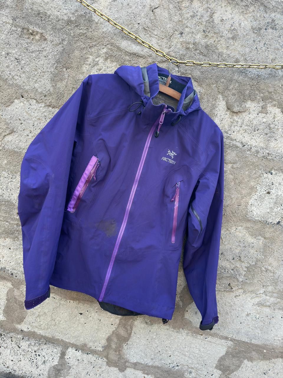 Arc'teryx Arc’teryx Gore-Tex Shell Jacket – Purple Size US L / EU 52-54 / 3 - 6 Thumbnail