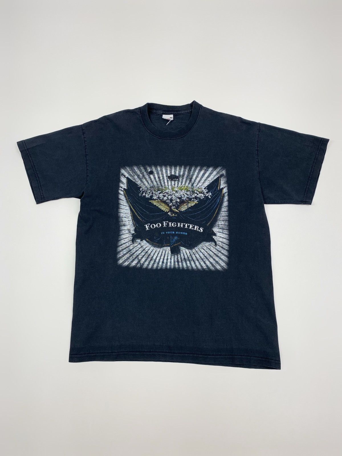 Band Tees Y2K Vintage Foo Fighters In Your Honor Tour Graphic Tee Size US L / EU 52-54 / 3 - 1 Thumbnail