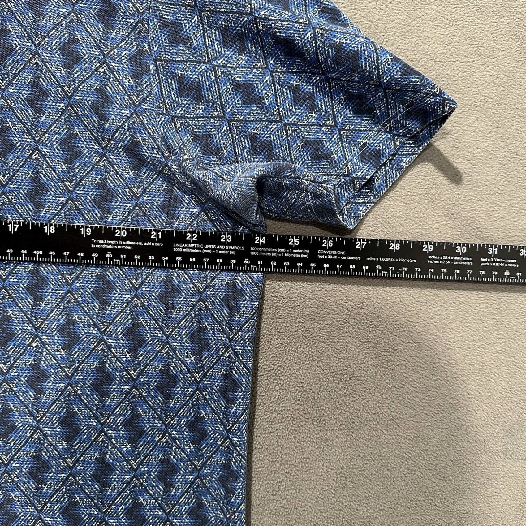 Tommy Bahama Tommy Bahama Island Zone Polo Shirt Mens XL Blue Geometric Print Beach 37.5 Tech Size US XL / EU 56 / 4 - 7 Thumbnail