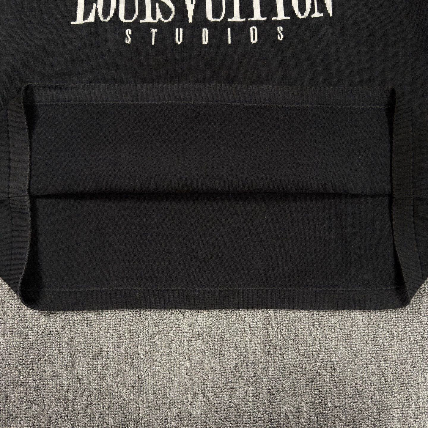 Louis Vuitton LV x Pharrell Black Knit Short-Sleeve Portrait XL 95 New Size US XL / EU 56 / 4 - 7 Thumbnail