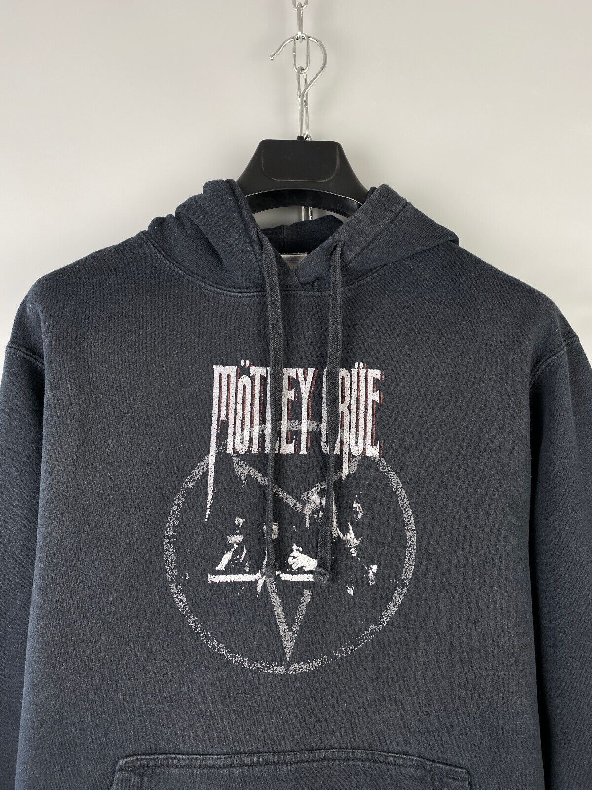Band Tees × Vintage Vintage Motley Crue Rock Band Metal Faded Hoodie Size US M / EU 48-50 / 2 - 3 Thumbnail