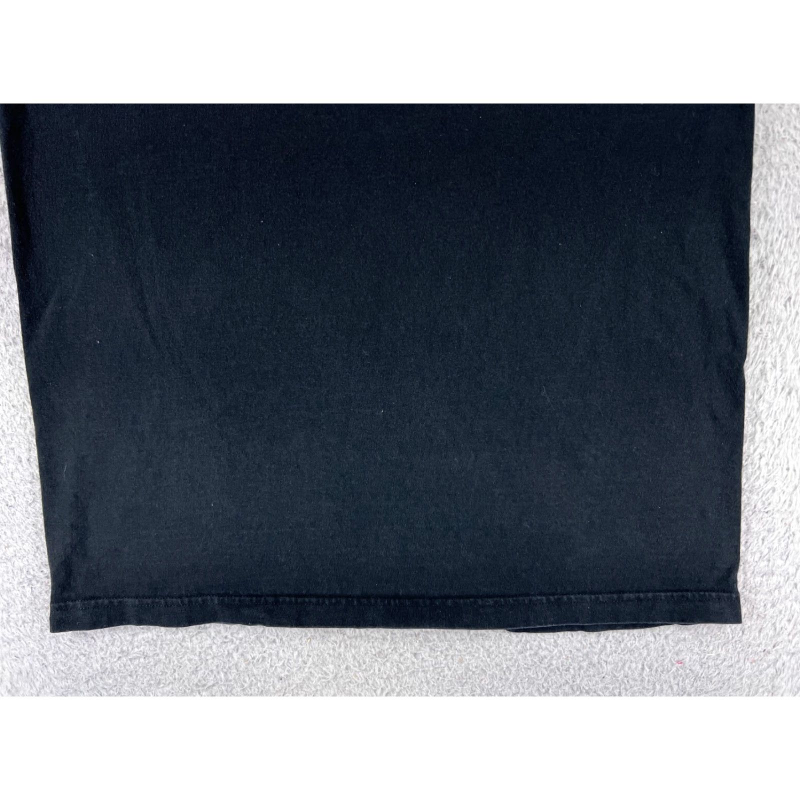 Vintage VINTAGE Santa Cruz Shirt Adult Large Black Round Logo Short Sleeve Crew Neck FADED 90s Mens Size US L / EU 52-54 / 3 - 5 Thumbnail
