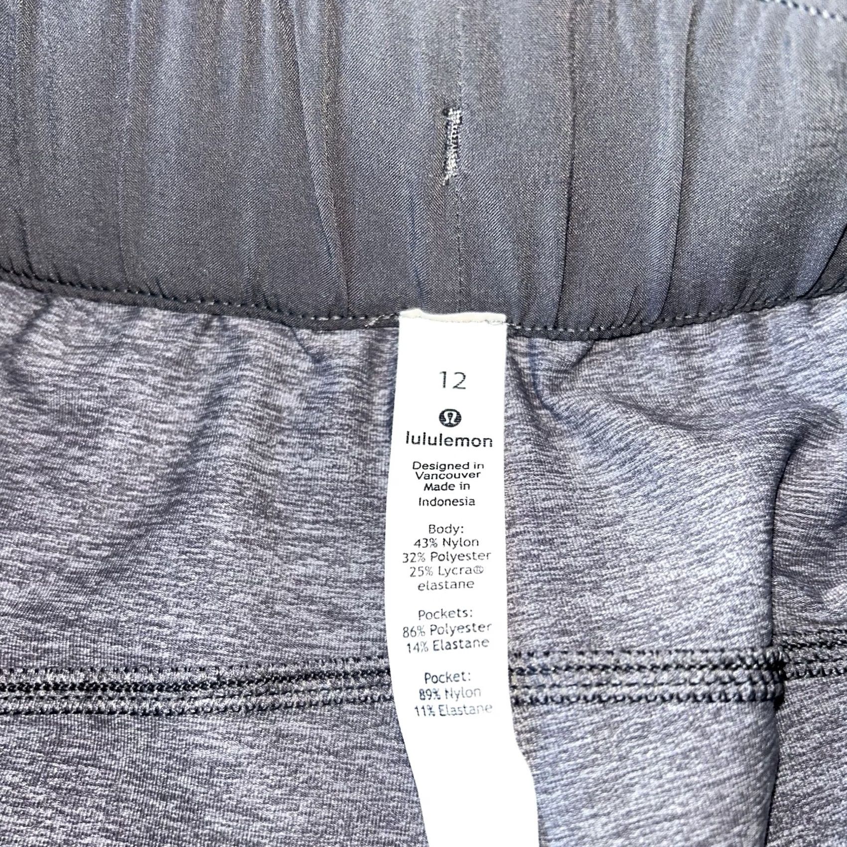 Lululemon Lululemon On the Fly Short Gray 2.5” Inseam Womens 12 Size 34" / US 12 / IT 48 - 4 Thumbnail