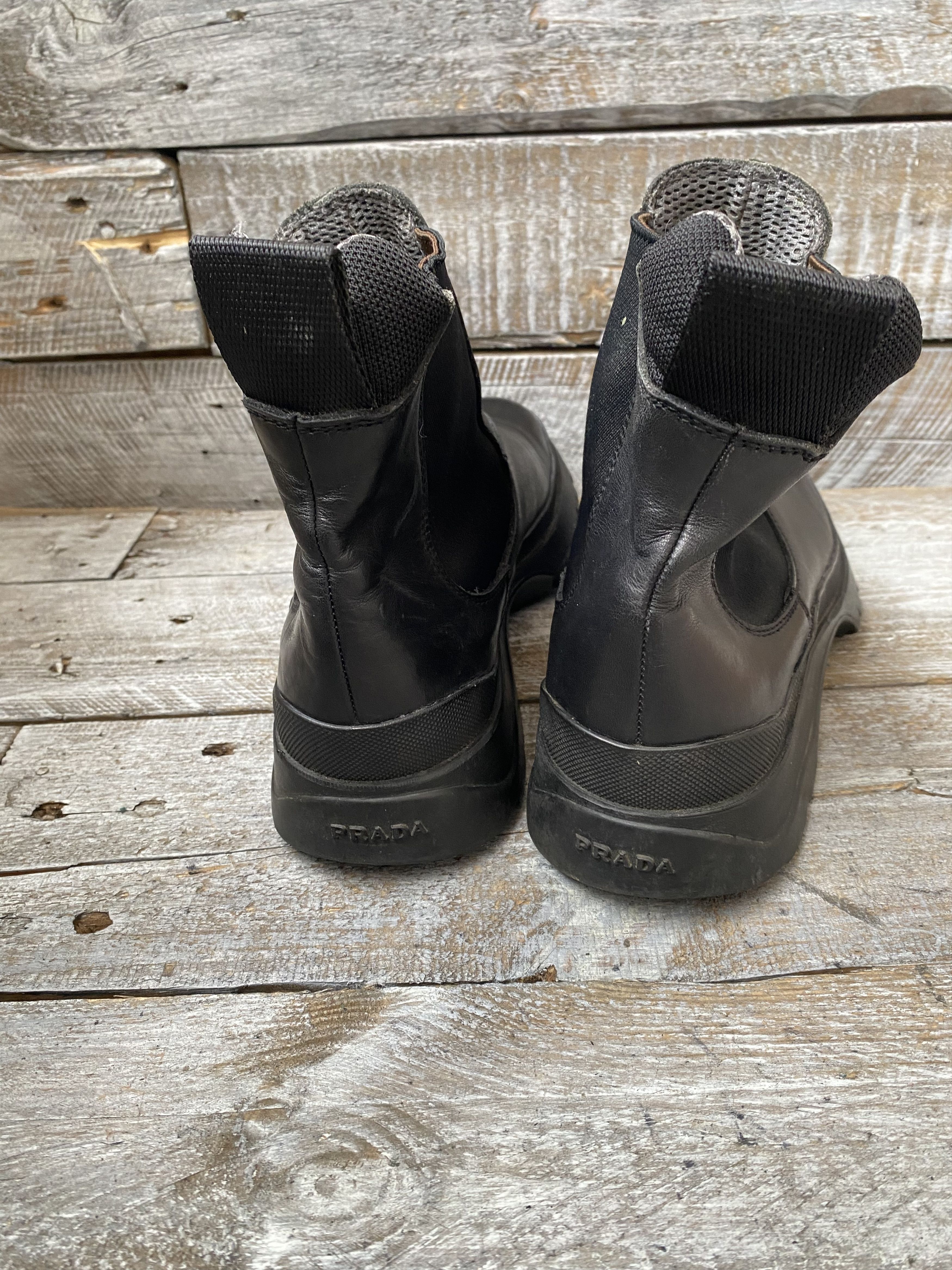 Prada Prada bixxen chelsea chunky boots sz 39 Size US 6 / EU 39 - 13 Thumbnail