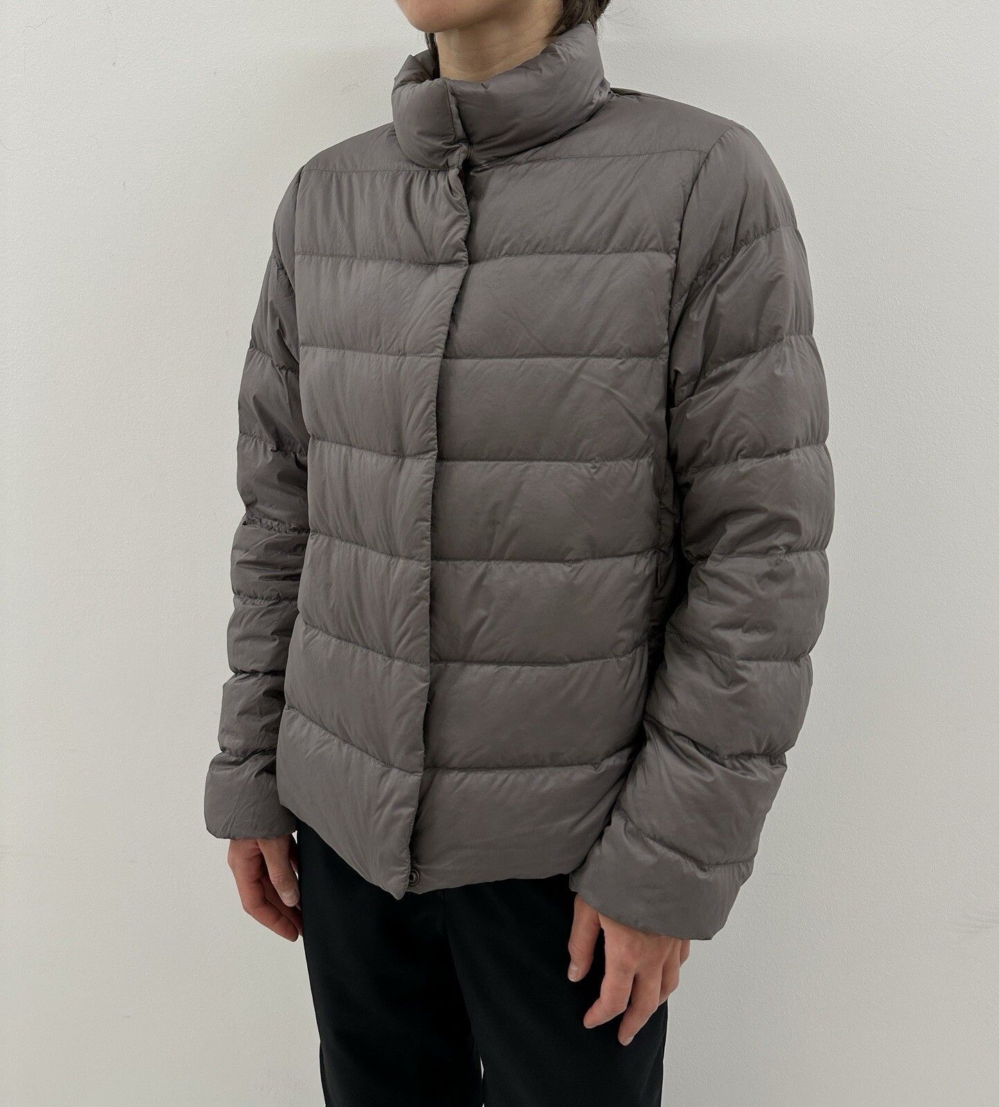 Uniqlo DDP Uniqlo Womens Basic Quilted Light Down Jacket Size M Size M / US 6-8 / IT 42-44 - 4 Thumbnail