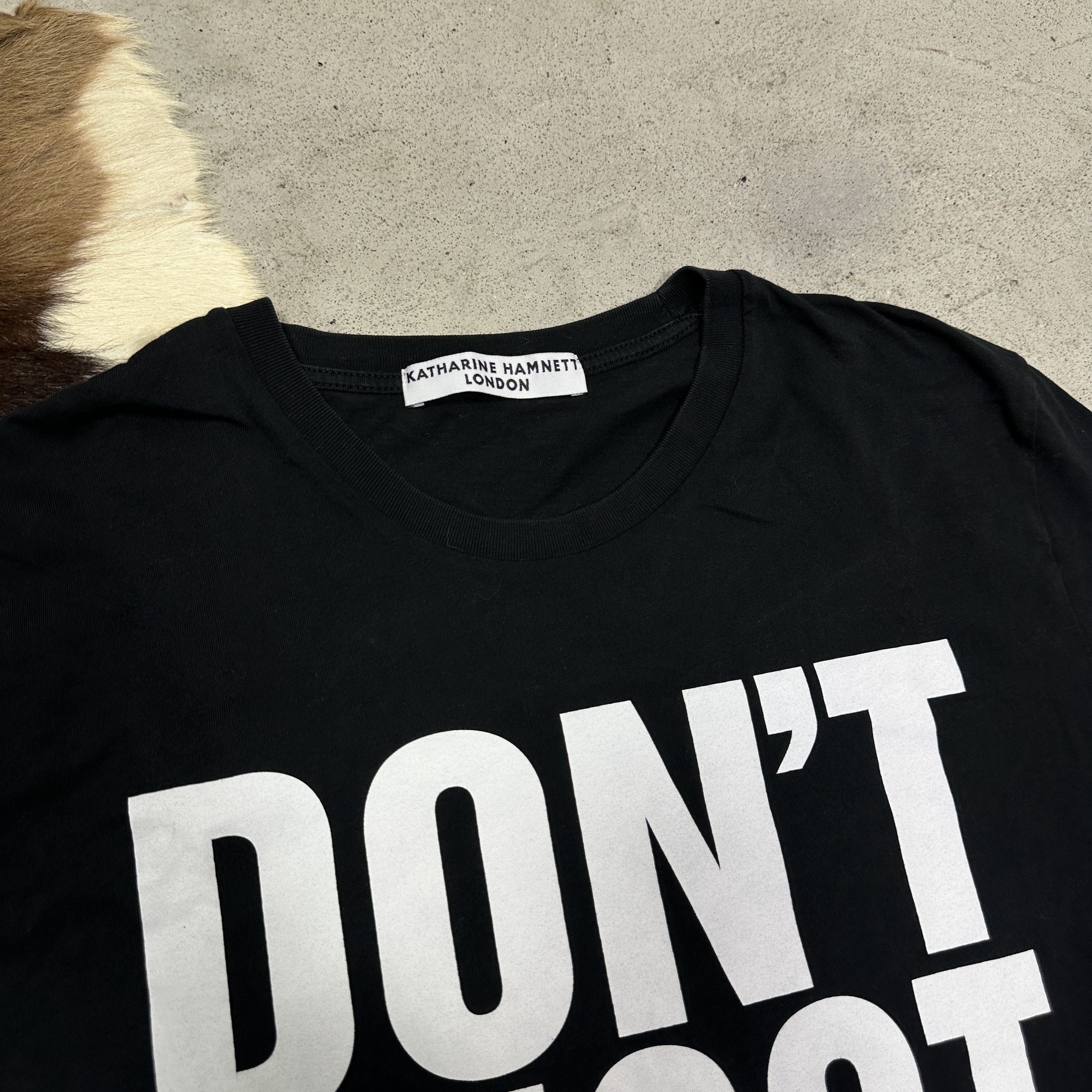 Katharine Hamnett London Vintage Opium Katherine Hamnett Dont Shoot T-shirt 00s Size US L / EU 52-54 / 3 - 2 Thumbnail