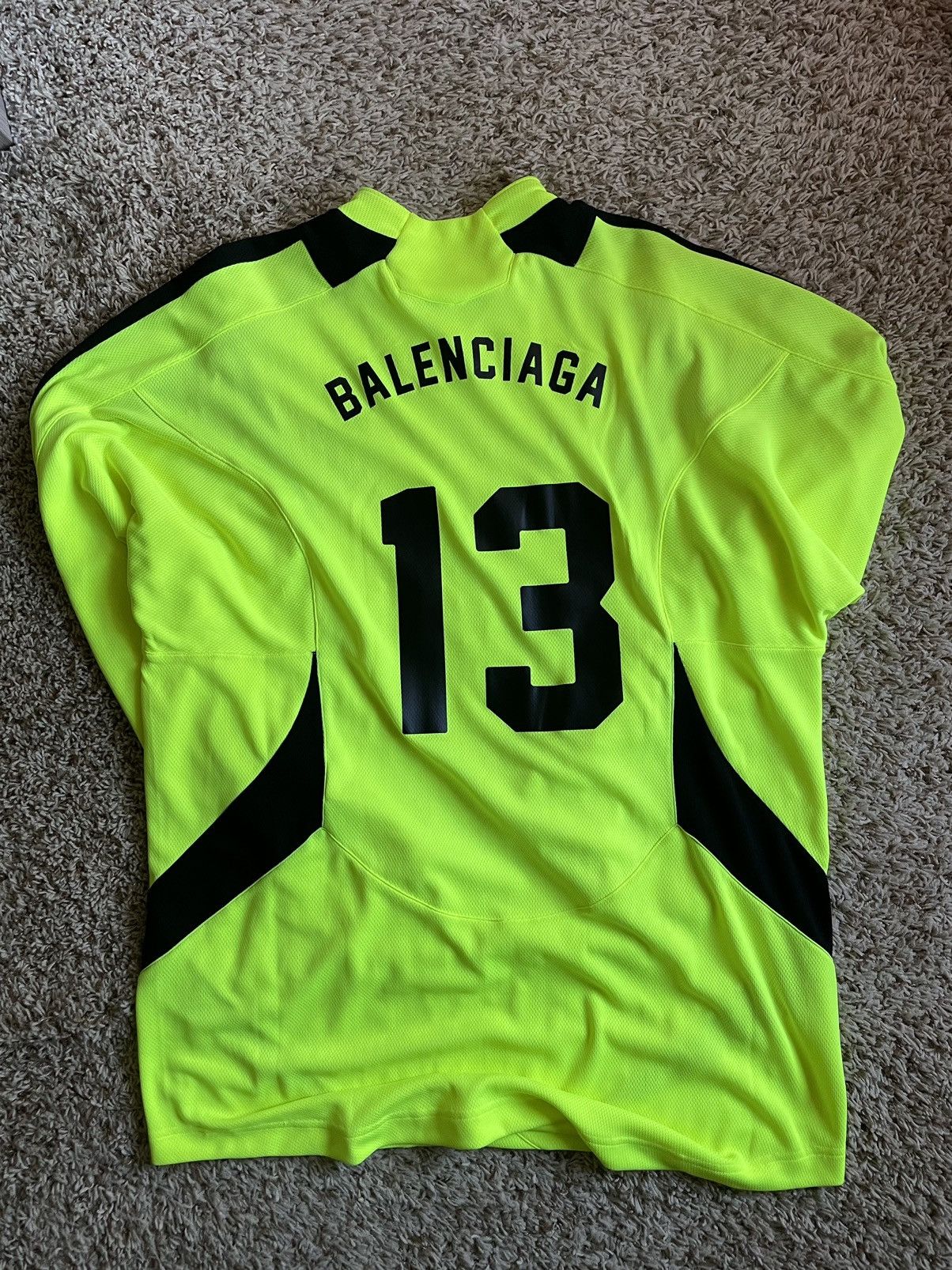 Balenciaga Balenciaga Long Sleeve Soccer Jersey Size US S / EU 44-46 / 1 - 8 Thumbnail