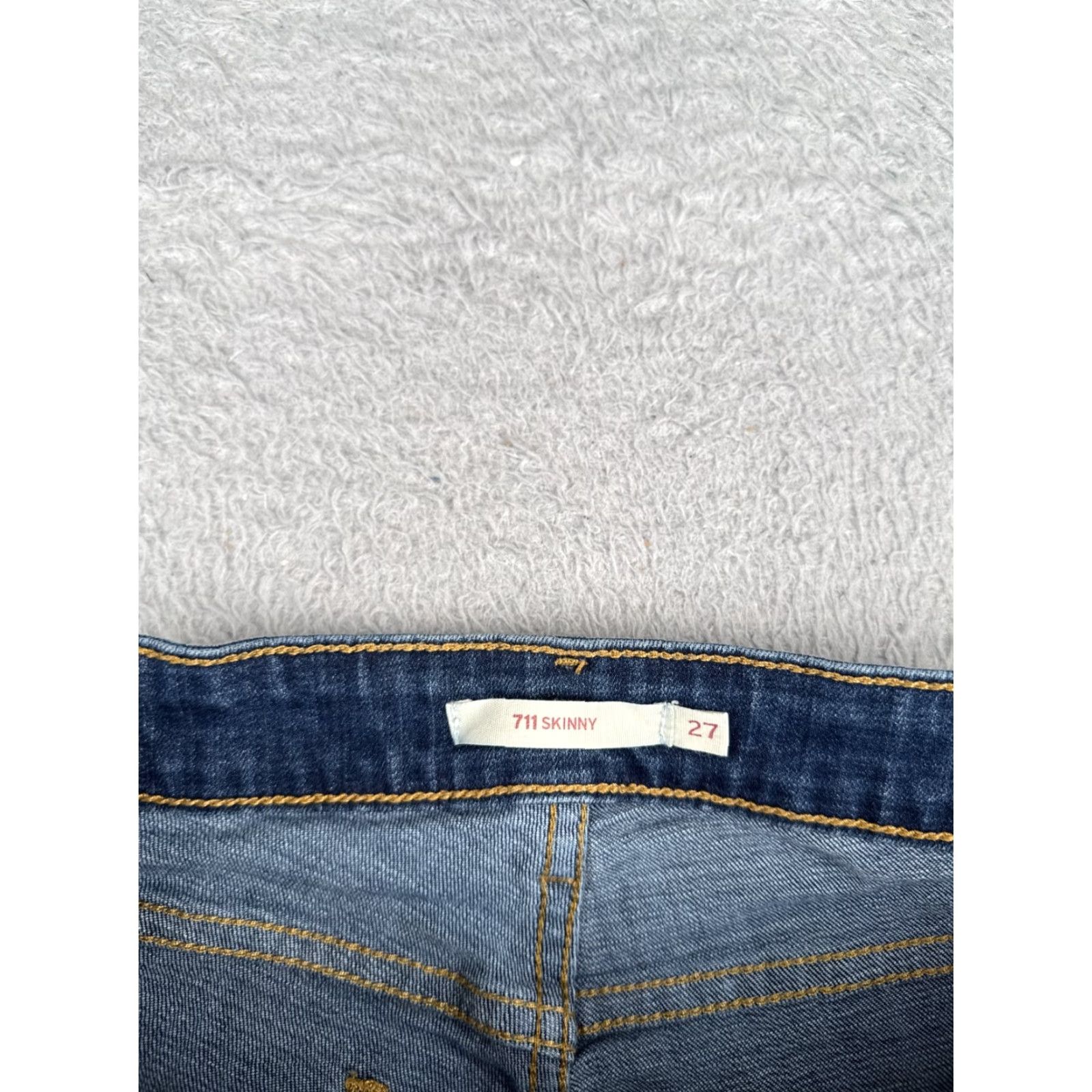 Levi's Levi's Jeans Shorts Women 27 Blue Denim Cut-Off 711 Skinny Cotton Blend Zip 27x6 Short Womens 27 Blue Denim Cut-Off 80s Cross Vintage: No Size 27" / US 4 / IT 40 - 7 Thumbnail