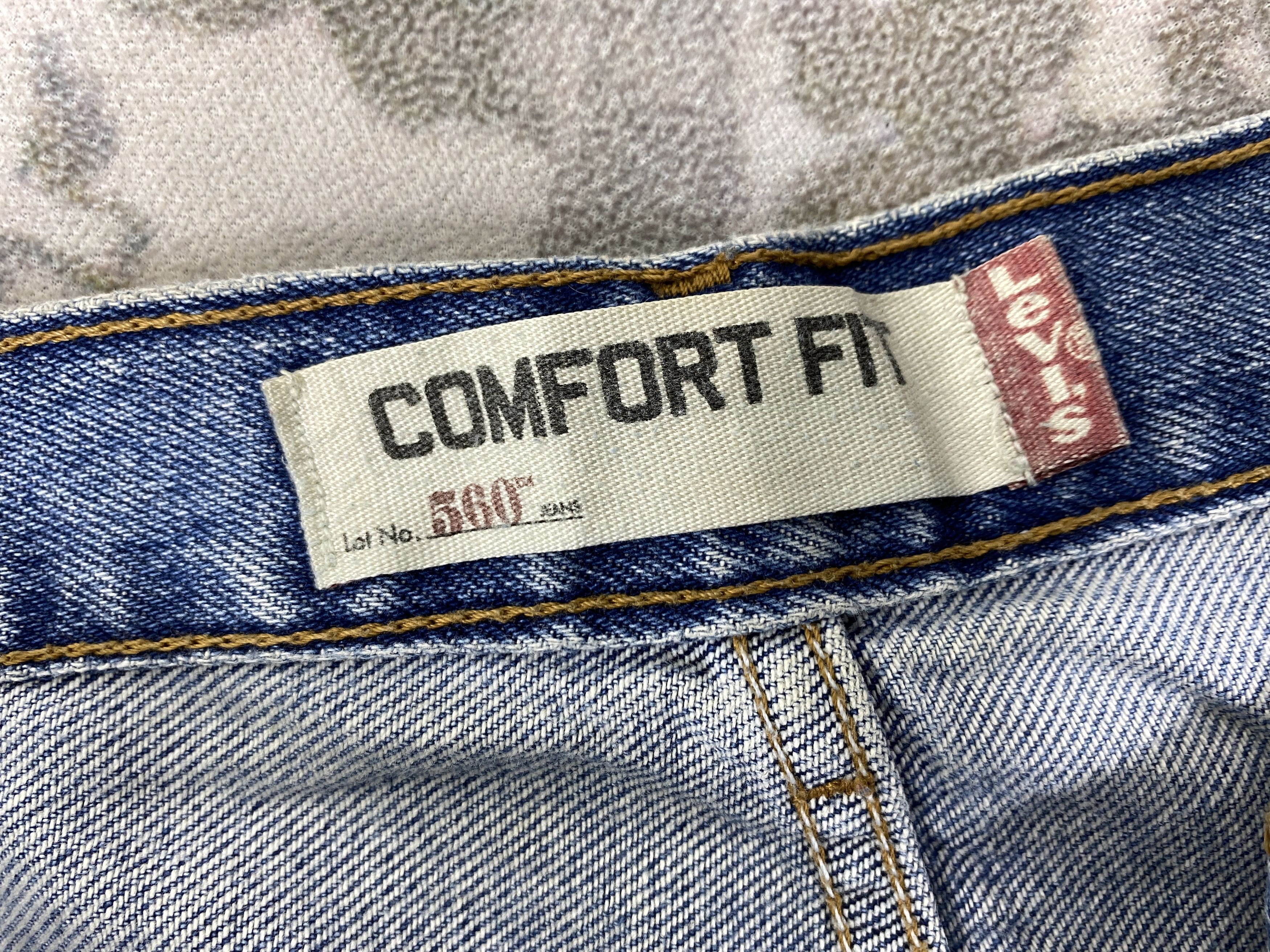 Levi's Vintage Levi's 560 Comfort Fit Dirty Denim 34 x 29.5 -JN558 Size US 34 / EU 50 - 8 Thumbnail