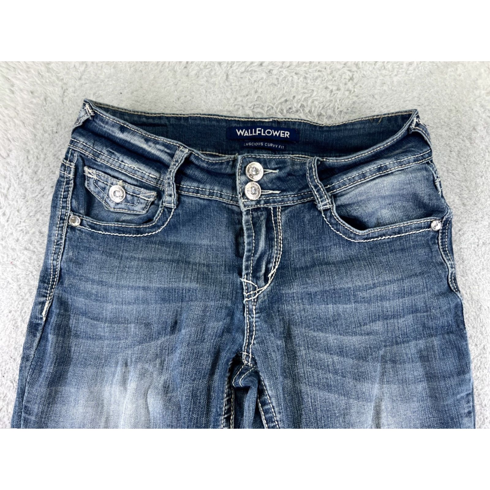 Vintage Wallflower Jeans Womens Jeans Blue Denim Bootcut 26x28 3 Stretch Cotton Blend Regular Embroidered Rhinestone 5-Pocket Luscious Curvy Fit Size 26" / US 2 / IT 38 - 4 Thumbnail