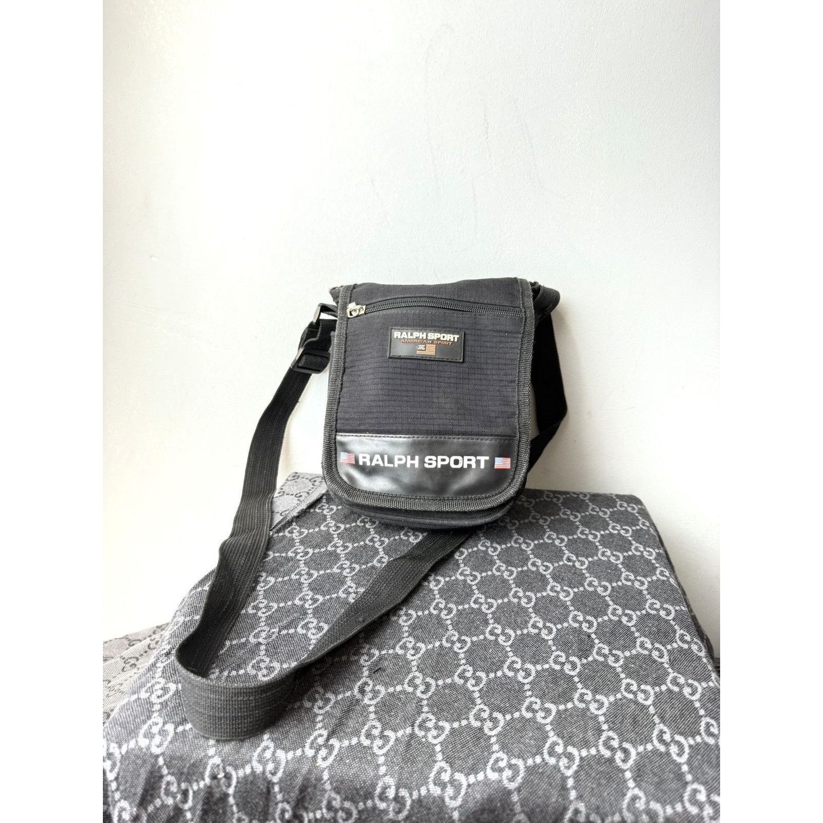 Polo Ralph Lauren Vintage Polo Sport Ralph Lauren Mini Bag Streetwear Hype Size ONE SIZE - 1 Thumbnail
