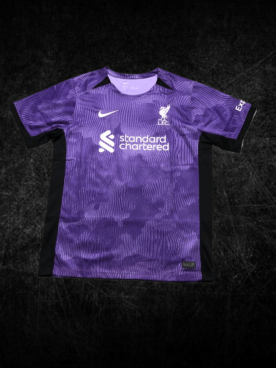 Nike Print Jerseys NIKE DRI-FIT L.F.C. #8 SZOBOSZLAI Size US XL / EU 56 / 4 - 1 Thumbnail