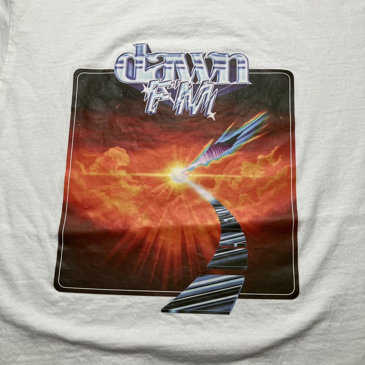 XO The Weeknd Dawn FM XO Graphic T Shirt Mens Size Small White Size US S / EU 44-46 / 1 - 3 Thumbnail