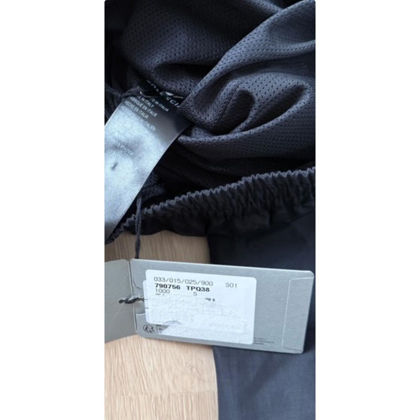 Balenciaga o1rshd1 Off Shoulder Tracksuit Jacket in Black Size US S / EU 44-46 / 1 - 17 Thumbnail