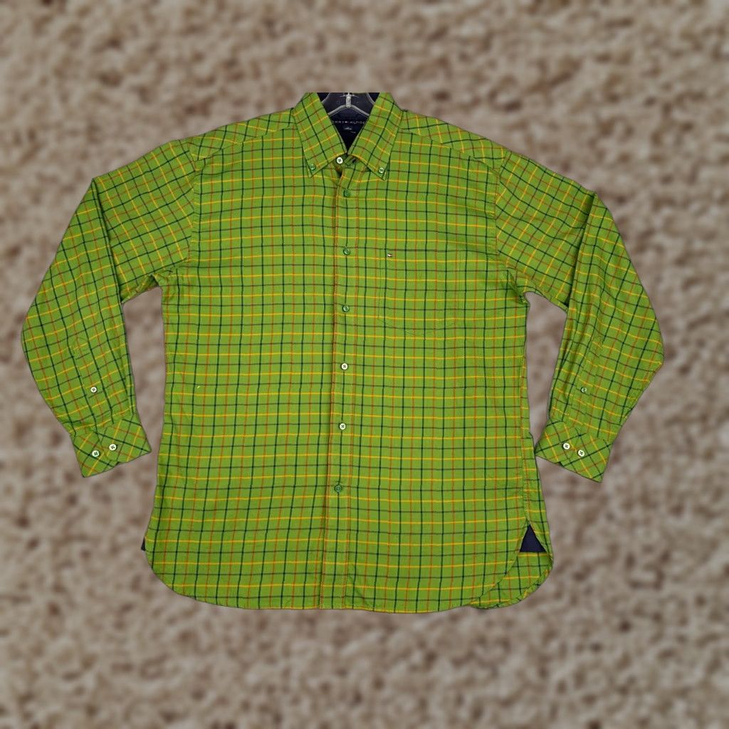 Tommy Hilfiger Tommy Hilfiger Shirt Adult Medium Green Plaid Flannel Long Sleeve Button-Up Pocket Mens Size US M / EU 48-50 / 2 - 1 Thumbnail