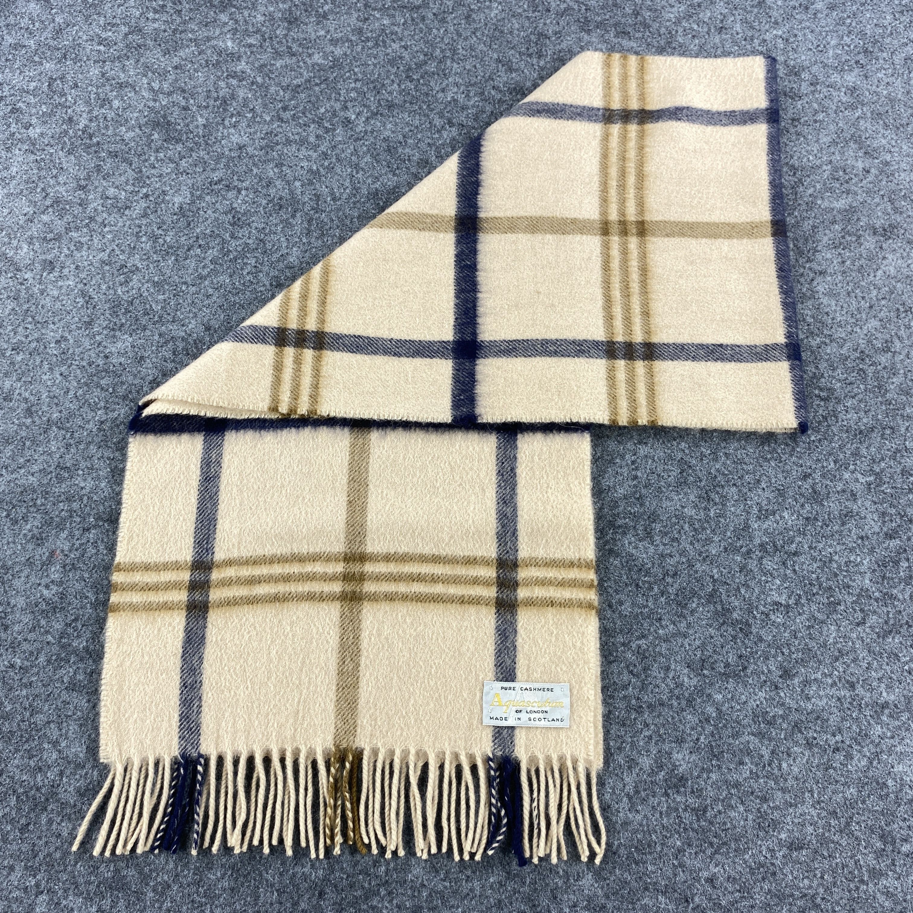 Aquascutum Aquascutum Scarf # Muffler # Neckwear # D394 Size ONE SIZE - 6 Thumbnail