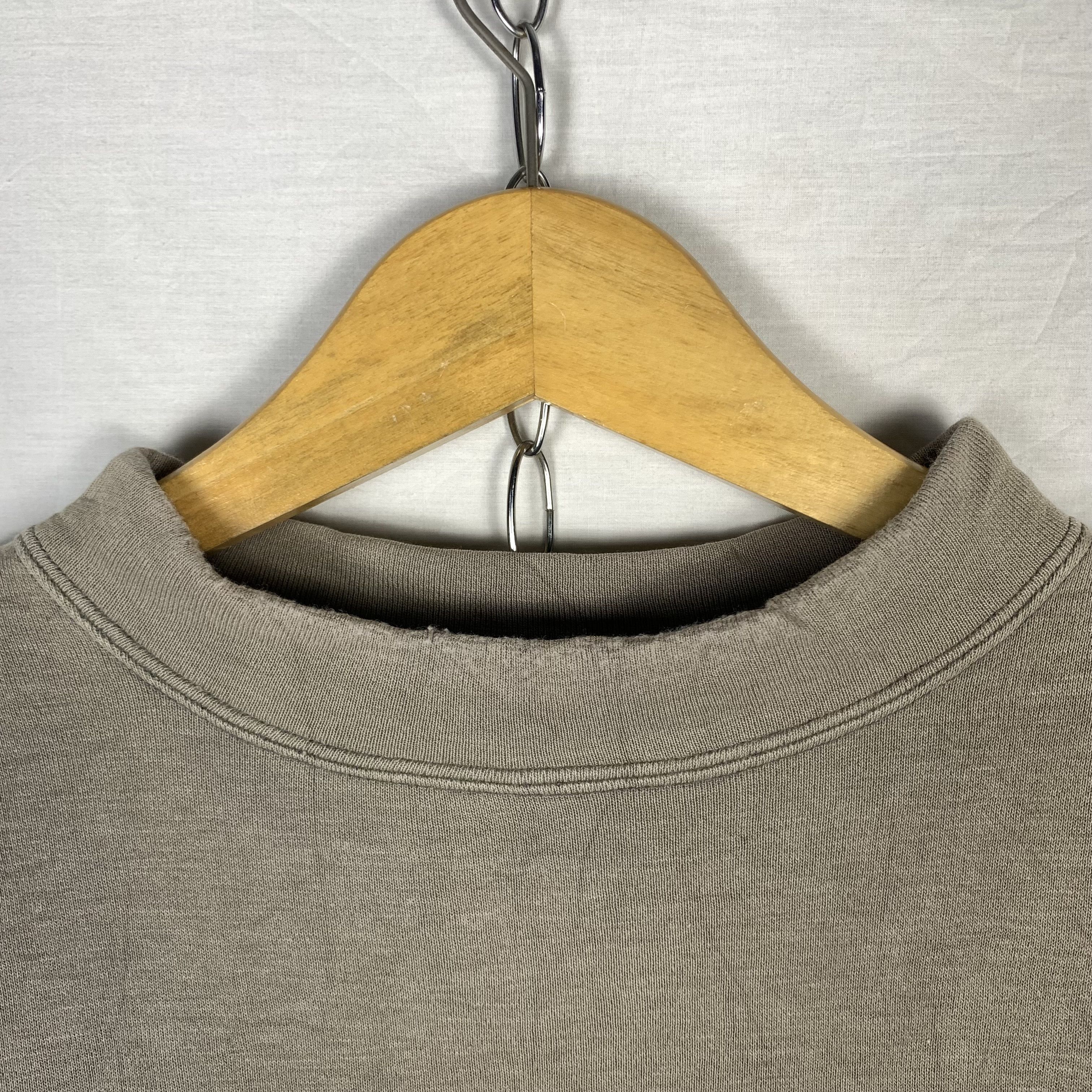 Vintage Vintage 90s Hang Ten Sweatshirt Size US L / EU 52-54 / 3 - 5 Thumbnail