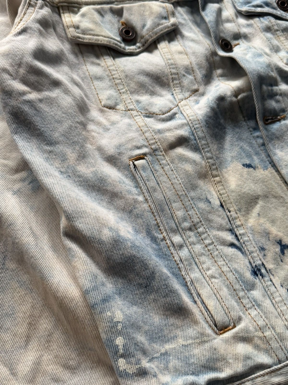 Off-White Off White - Extreme bleached denim jacket Size US M / EU 48-50 / 2 - 18 Thumbnail