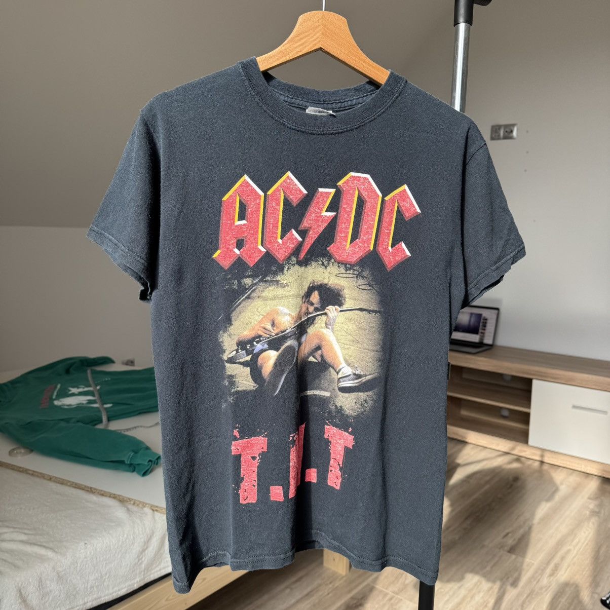 AC/DC × Band Tees × Vintage Vintage ACDC TNT Black Printed Tshirt S rock metal band Size US S / EU 44-46 / 1 - 1 Thumbnail