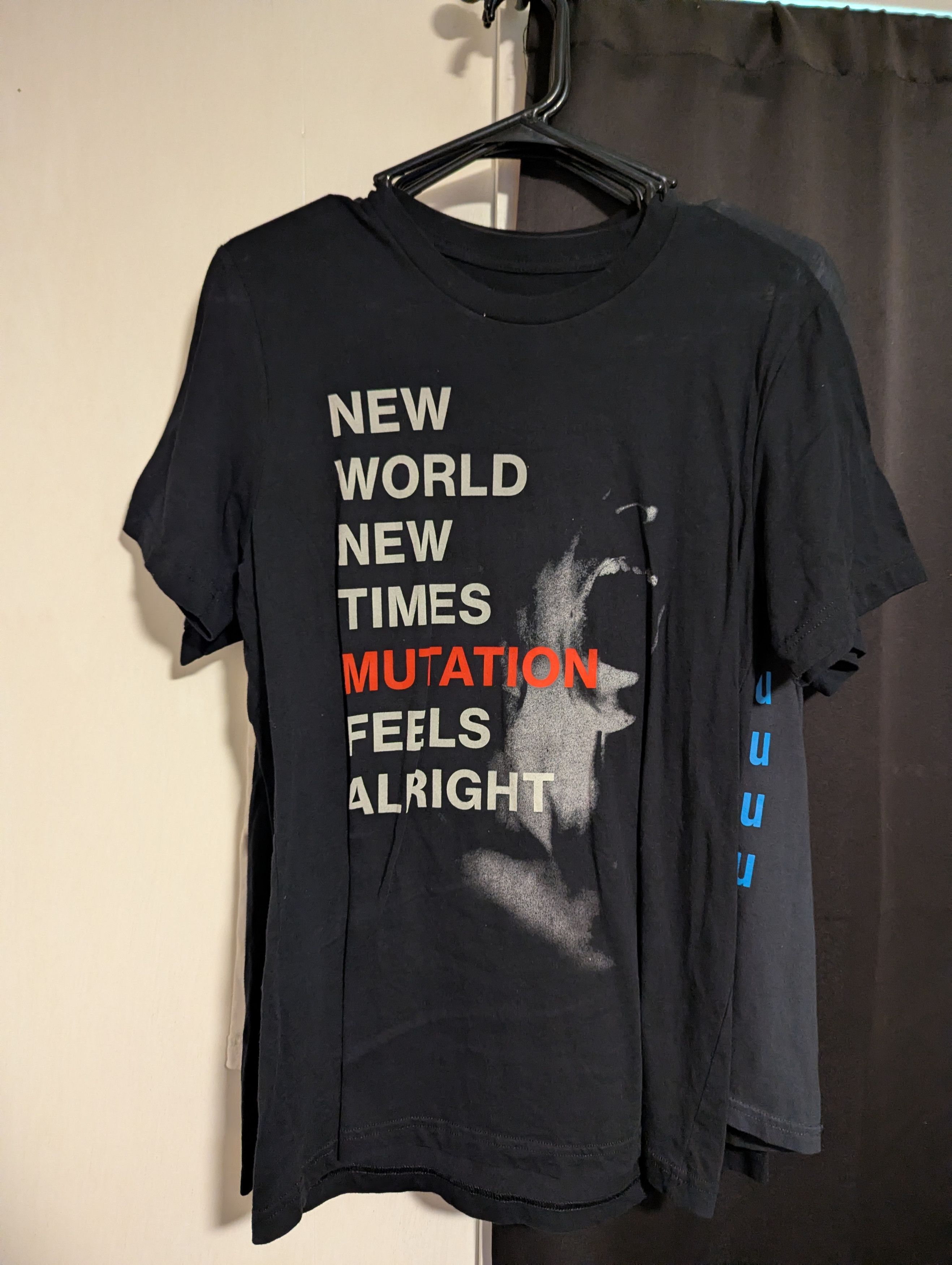 Gildan Nine inch nails - PANDEMIC collection (MEDIUM) Size US M / EU 48-50 / 2 - 1 Thumbnail